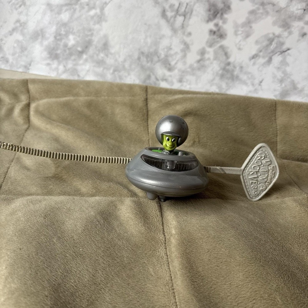 The Flintstones Viva Rock Vegas  "Flying Great Gazoo"  Burger King Premium Toy